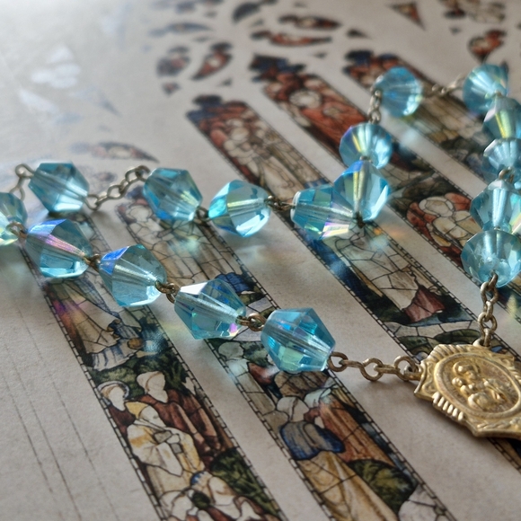 Rosary - Mini Rosary 3 Decads With Blue Glass Crystal Beads - Picture 6 of 8